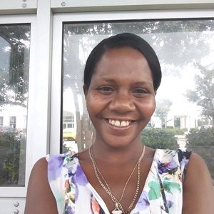 Meet your Posher, Tiffany